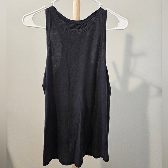 Lululemon Yoga Top, Open Back With Tie At Waist, Size 6 - Picture 1 of 4